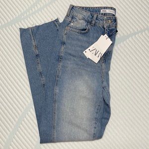 New ZARA Straight Jeans